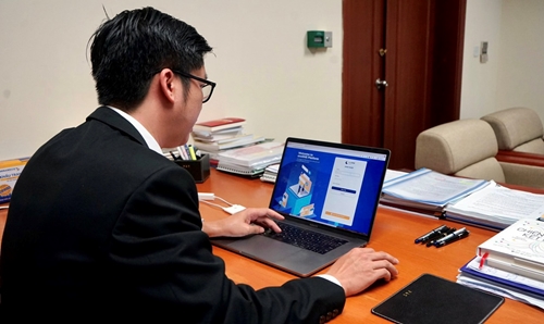 Ra mắt nền tảng chuyển đổi số dành cho doanh nghiệp vừa và nhỏ